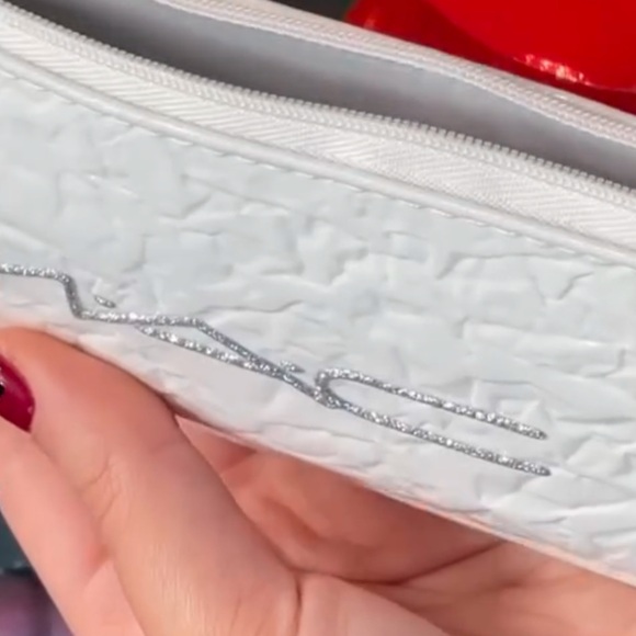 MAC Lips By The Dozen Mini Powder Kiss 💋💄💄💄🎁Lipstick set - Picture 6 of 9